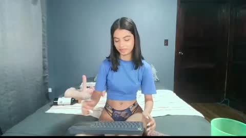 LiaOrtiz online show from January 24, 11:12 pm