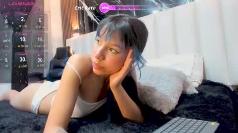 liarossi_ online show from October 11, 1:38 pm