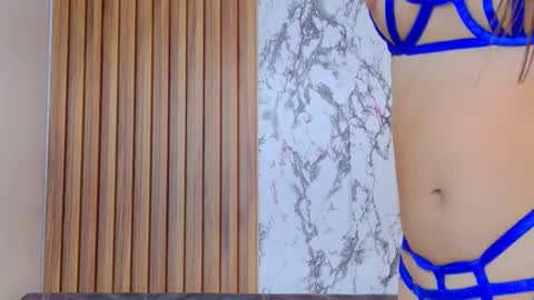 liaross online show from October 18, 2:38 am