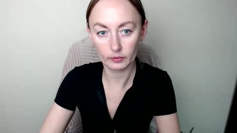 Lia online show from January 10, 9:37 am