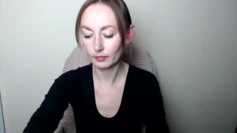 Lia online show from March 9, 1:49 pm