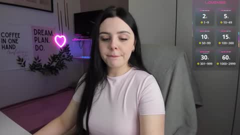 Lia online show from December 5, 7:40 am