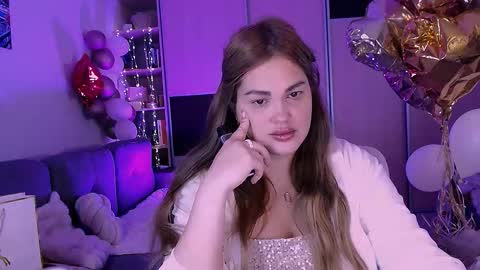 libra_mia online show from November 4, 2:57 am