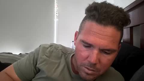 Snapshot of lickitwell29 chatting on September 17, 10:24 pm lickitwell29 online show from September 17, 10:24 pm