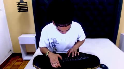 Snapshot of lihanjor_23 chatting on February 14, 11:09 pm Lihan online show from February 14, 11:09 pm