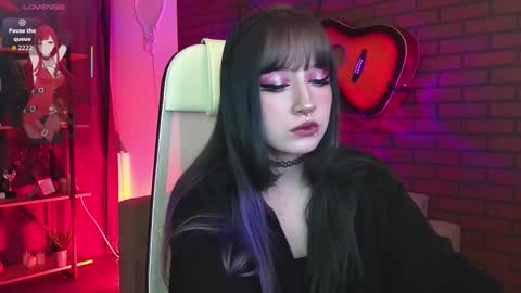 LiLu online show from February 19, 4:28 pm