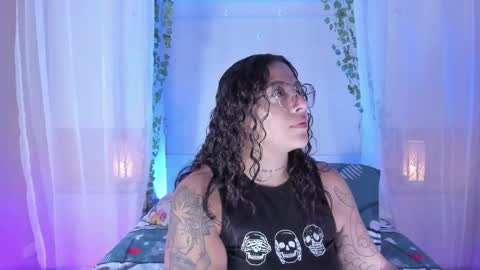         online show from November 16, 12:07 pm