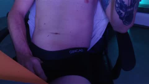 lil_j_ online show from August 2, 9:49 pm