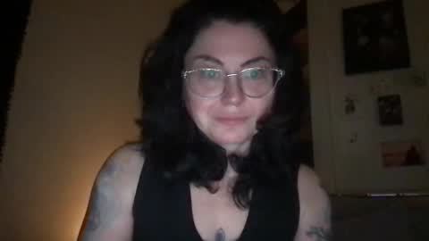 lil_syl online show from March 17, 1:54 am
