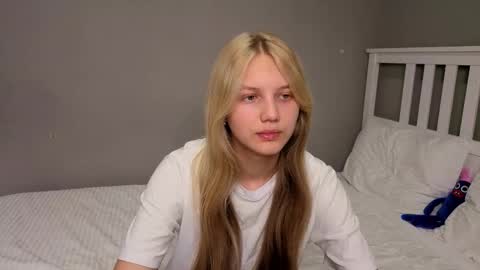 Emma online show from October 30, 11:11 am