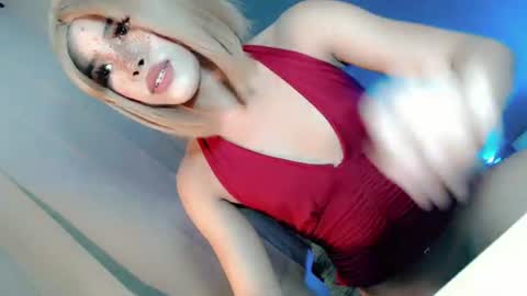 lil_trixxy online show from July 6, 4:20 am