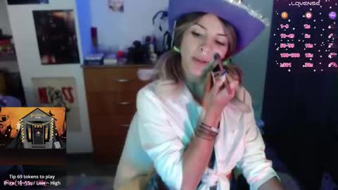 Lila online show from October 20, 10:15 pm