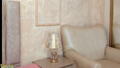 lila bailey  online show from November 10, 9:28 pm