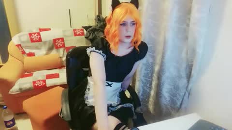 lilah_ts online show from October 17, 2:48 am