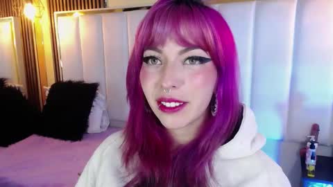 Lila online show from February 12, 4:23 am