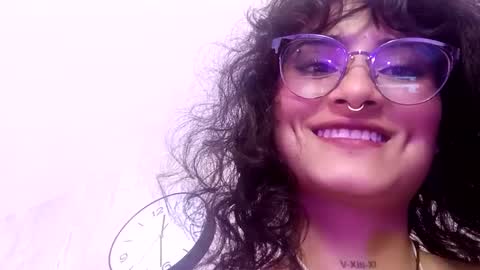 Snapshot of lili_clan chatting on September 23, 5:30 pm lili_clan online show from September 23, 5:30 pm