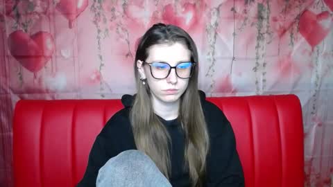 lilianashine online show from February 5, 12:20 pm