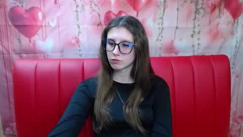 lilianashine online show from March 10, 1:37 pm