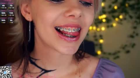 Lilian online show from November 23, 8:12 am