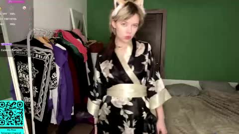 Lilian online show from May 10, 7:37 am