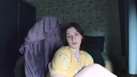 liliawoolf online show from December 17, 6:14 pm