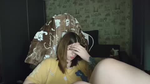 liliawoolf online show from February 7, 6:11 pm