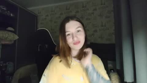 liliawoolf online show from January 10, 8:03 pm