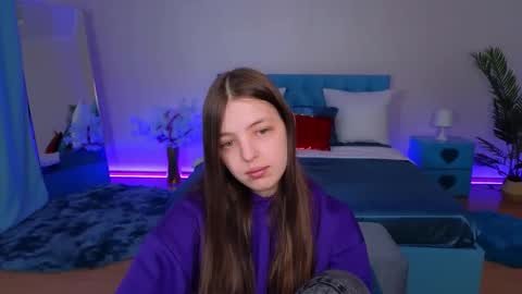 Lili Bakery online show from May 9, 2:39 am