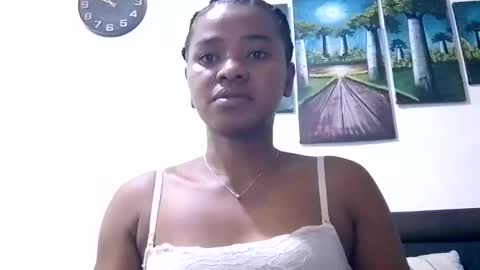 Lilie5414 online show from March 5, 7:45 pm