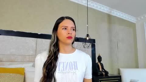 LilyJensen online show from January 13, 8:49 pm