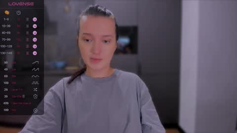 Snapshot of lililaluna chatting on October 28, 6:53 pm             ...  online show from October 28, 6:53 pm