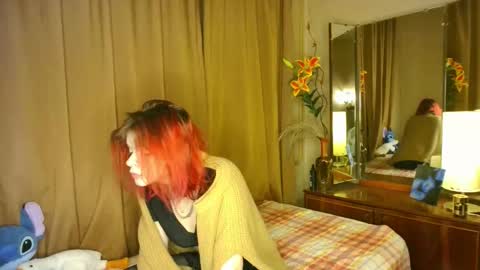 Snapshot of lilitdays chatting on October 3, 7:33 pm LilitDays online show from October 3, 7:33 pm