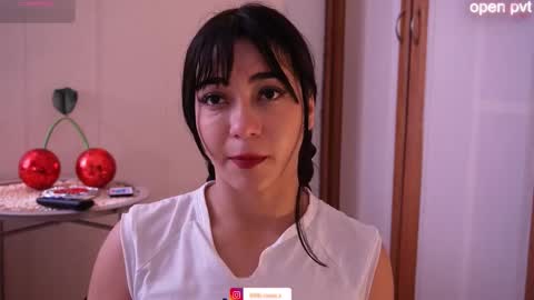 Lilith Rosse online show from December 1, 2:15 pm