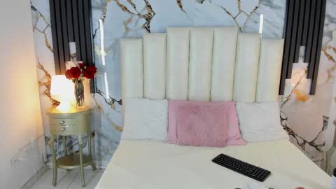 Lilith  online show from May 16, 10:36 am