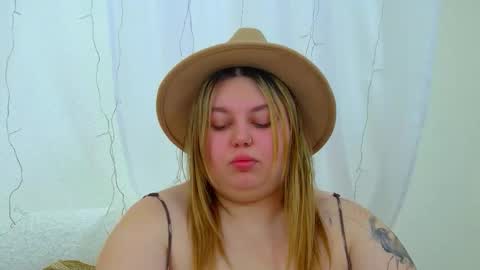 LillianHaig online show from February 18, 6:52 pm