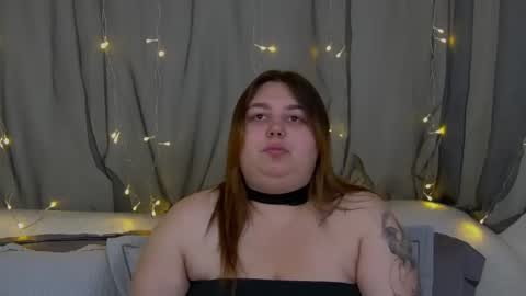 LillianHaig online show from October 30, 7:25 pm