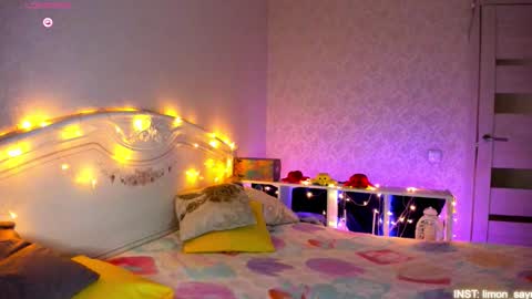 LilliMoore online show from March 1, 11:53 pm