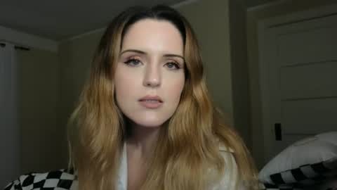 lilly_adams88 online show from June 17, 2:38 am