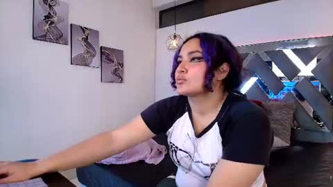   online show from June 29, 10:59 am