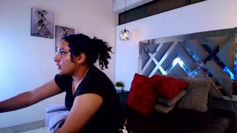   online show from July 14, 11:26 am