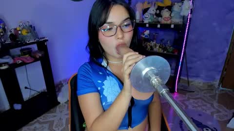 Lilly  online show from September 26, 3:14 am