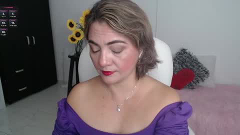 Lilly online show from February 21, 12:17 pm