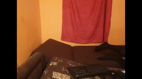 Snapshot of lillysissi chatting on February 7, 11:01 am Lilli Sissy SlutCat online show from February 7, 11:01 am