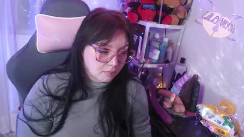 Snapshot of lilomoon69 chatting on March 11, 7:14 am Lilo  online show from March 11, 7:14 am