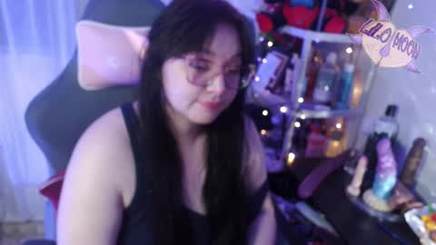 Snapshot of lilomoon69 chatting on February 26, 3:57 am Lilo  online show from February 26, 3:57 am