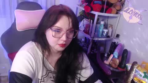 Snapshot of lilomoon69 chatting on March 10, 4:07 am Lilo  online show from March 10, 4:07 am