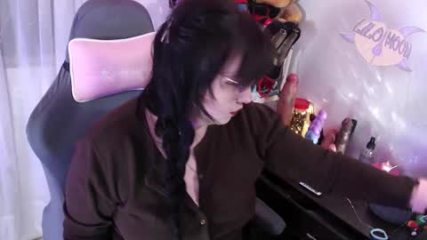 Snapshot of lilomoon69 chatting on September 11, 12:39 pm Lilo  online show from September 11, 12:39 pm