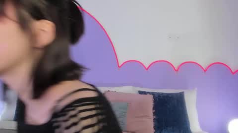 Lilou online show from March 6, 1:24 pm