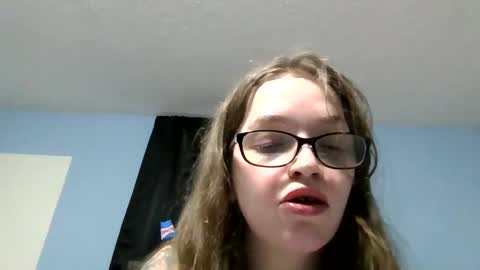 lilshortt online show from February 26, 2:59 pm