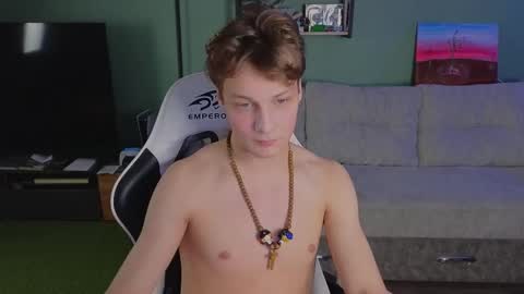 lilteddyboy online show from December 18, 5:52 pm